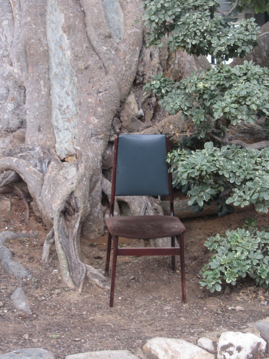 Efrat Shoham, Untitled, Chair | אפרת שהם, ללא כותרת, כסא